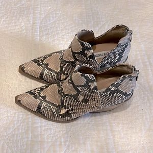 Steve Madden snake print western bootie size 7